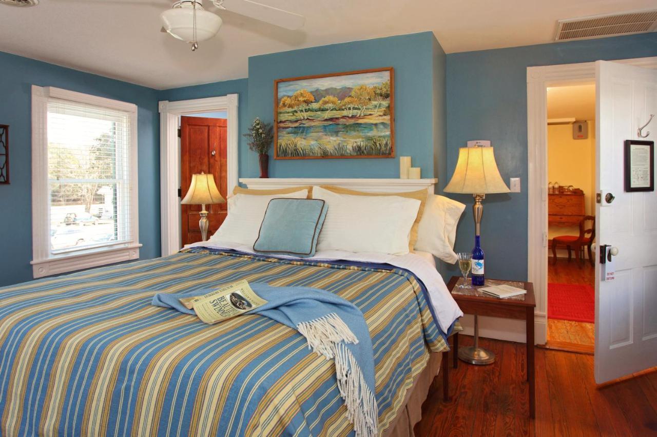 The Inn At Tabbs Creek Port Haywood Bagian luar foto