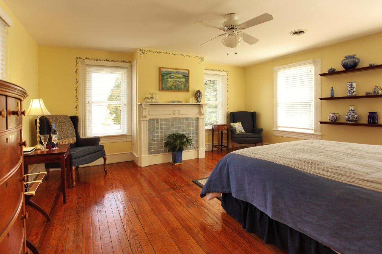 The Inn At Tabbs Creek Port Haywood Bagian luar foto