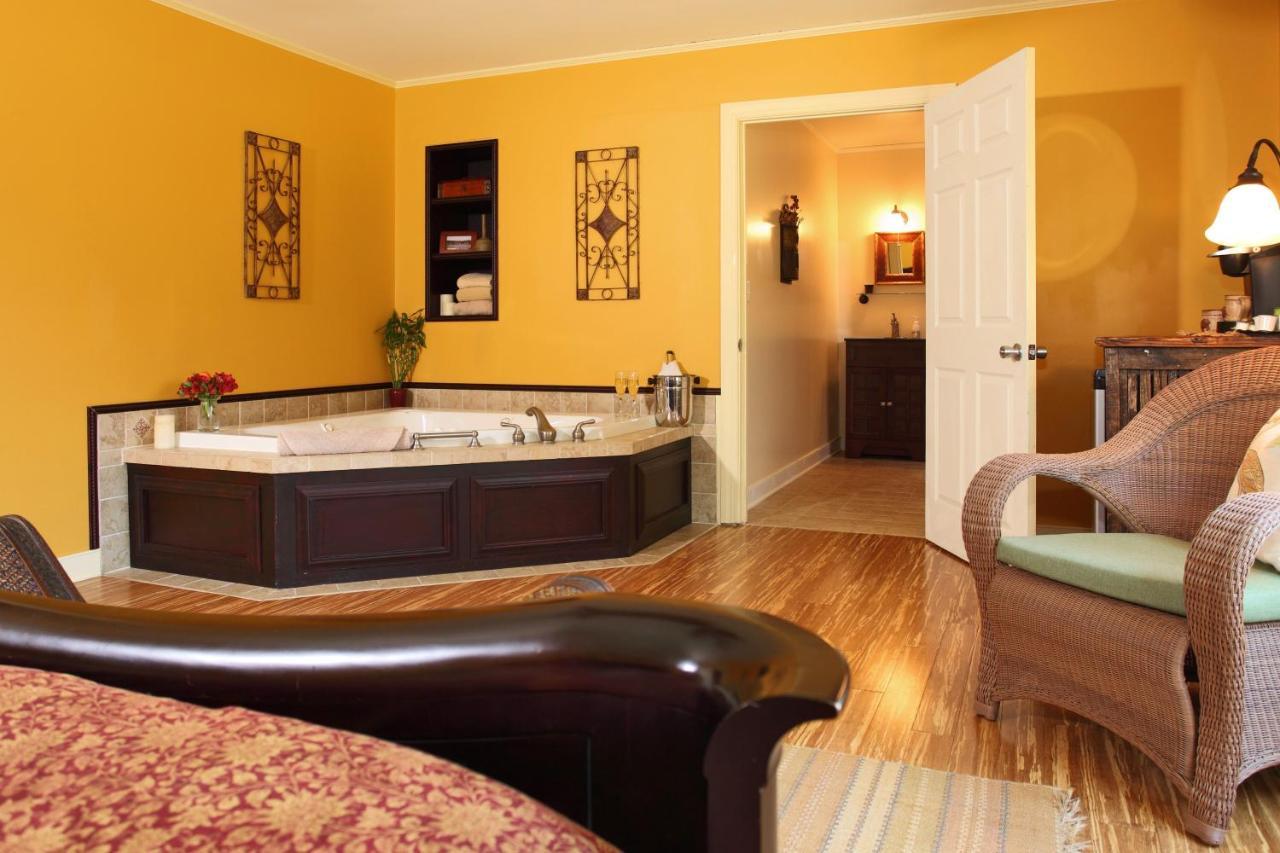The Inn At Tabbs Creek Port Haywood Bagian luar foto