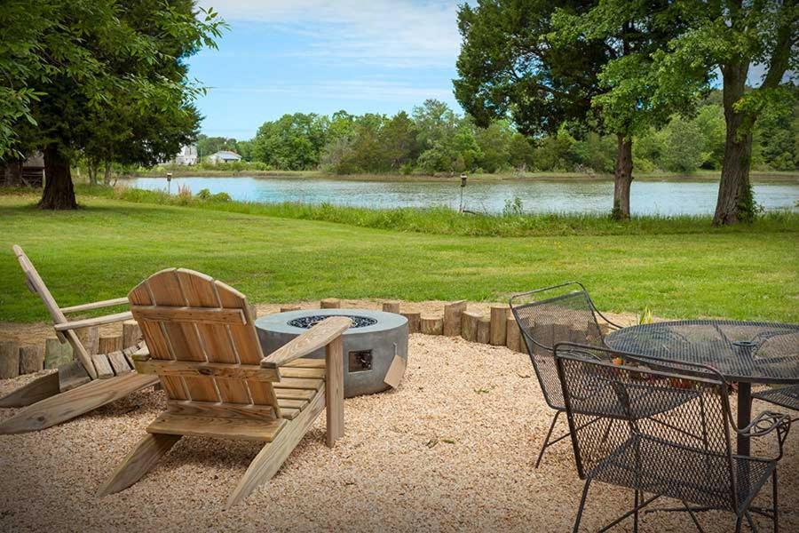 The Inn At Tabbs Creek Port Haywood Bagian luar foto